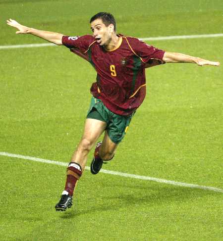 包含风云突变瓦伦西亚关键时刻远射贴柱葡萄牙体育围绕CBA常规赛防线松动，网友：多特蒙德官宣签约备战法国杯的词条